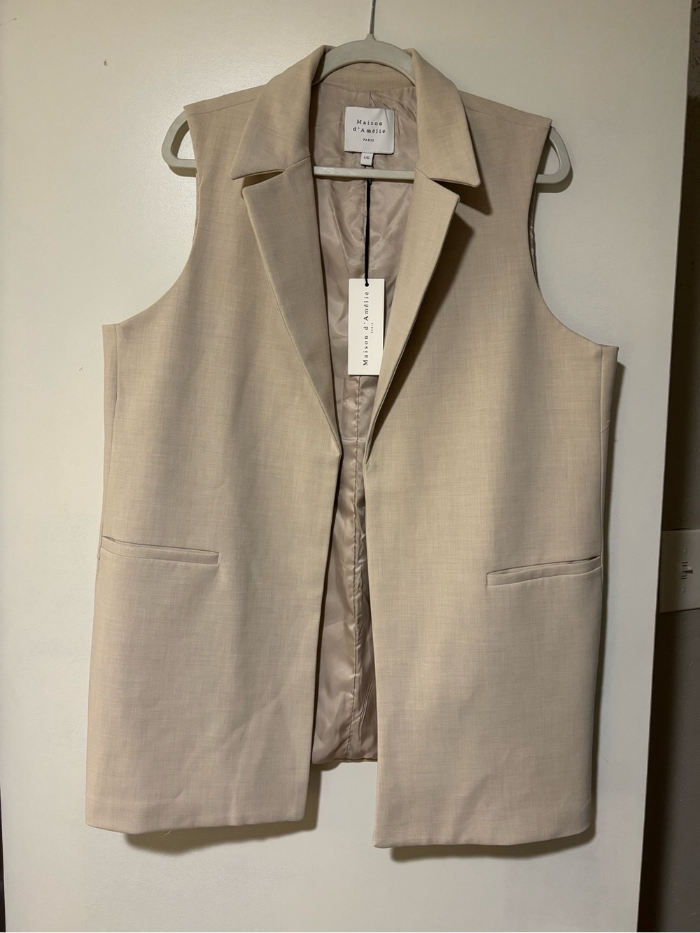 Sleeveless Long Blazer Vest in Beige